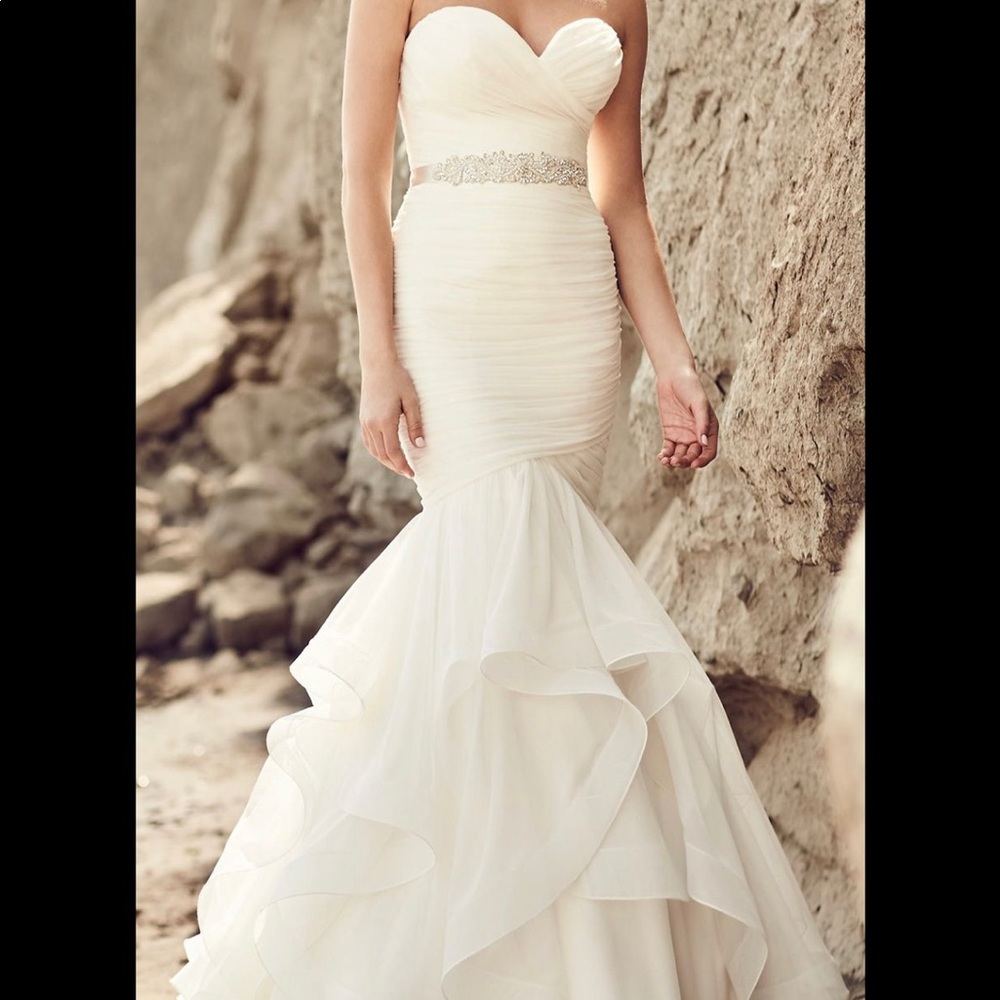 Mikaela Ivory Mermaid Gown